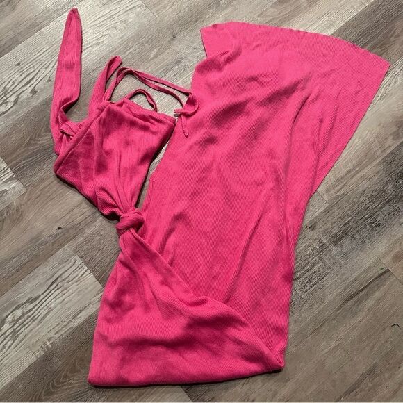 CAPITANNA Mika Knitted Cotton Ribbed Maxi Dress Size M/L Cut Out Pink Barbie - Picture 3 of 7